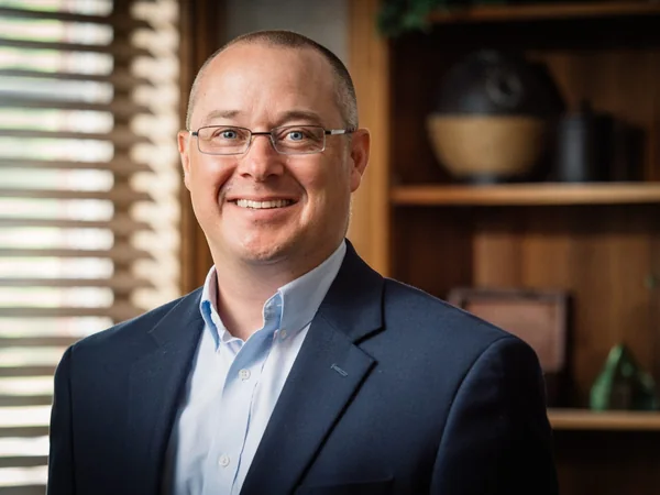 Kevin Chandler, portrait