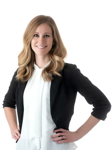 Cara Beyer, portrait