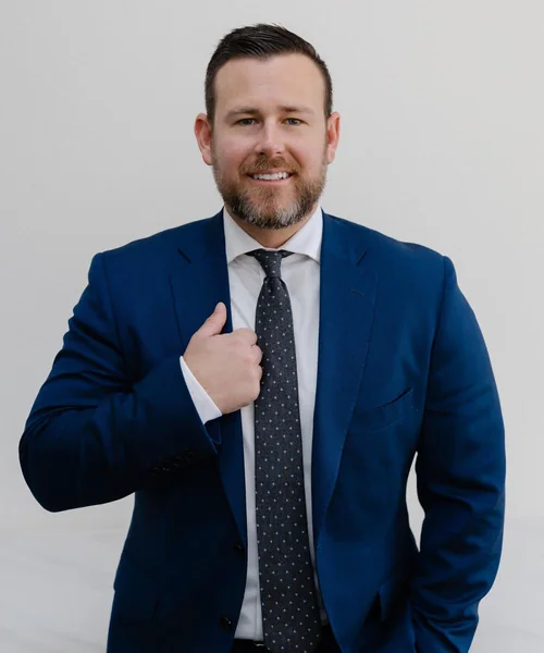 Kyle Lynch, portrait