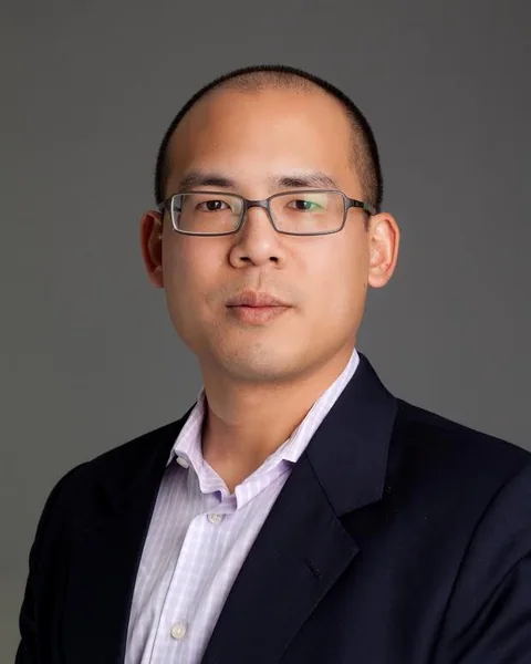Dan Kanivas, portrait