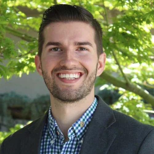 Garrett Konrad, portrait