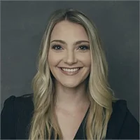 Erin McCarty, portrait