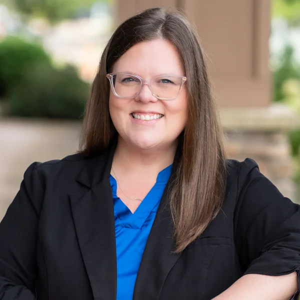 Lindsey Hendrickson, portrait