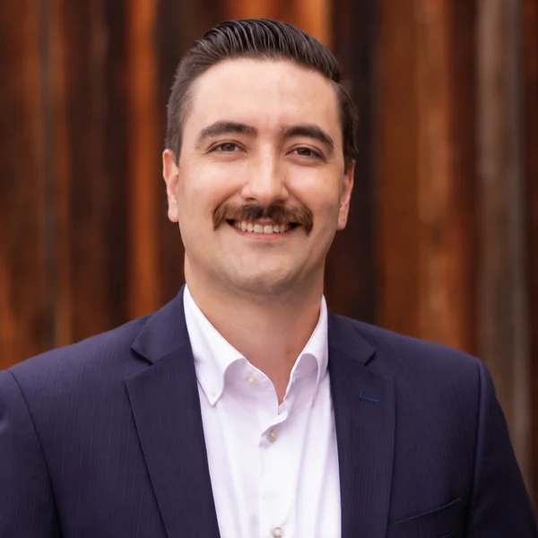 Michael Gaona, portrait