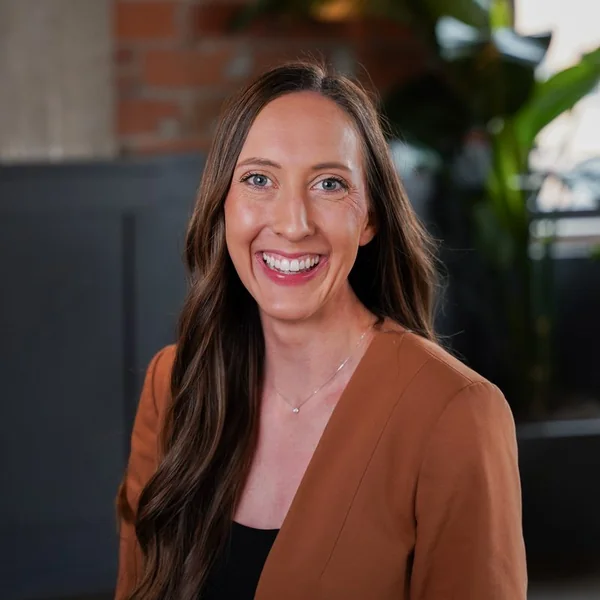 Megan Nadeau, portrait