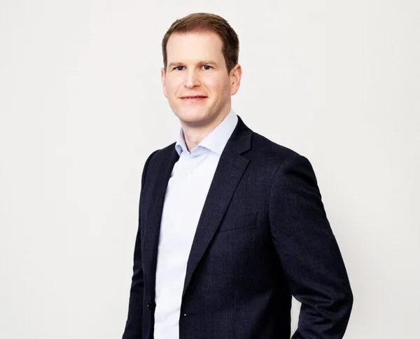 Andrew Devine, portrait