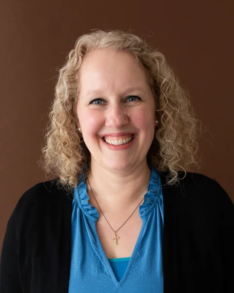 Katie Fallin, portrait