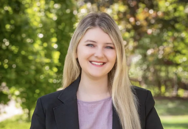 Stephanie Goetsch, portrait