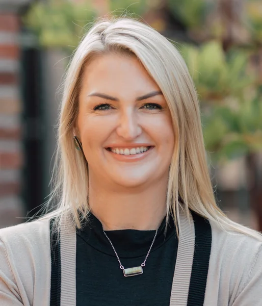 Ashley Wilken, portrait