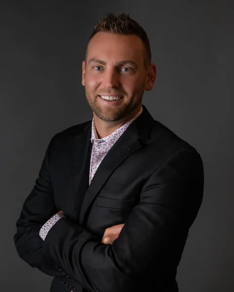 Joshua DaMore, portrait