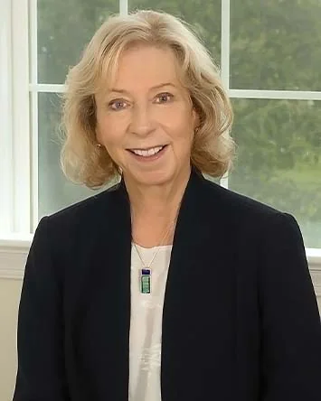 Jennifer Byrne, portrait