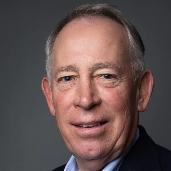 Kenneth Beach, portrait