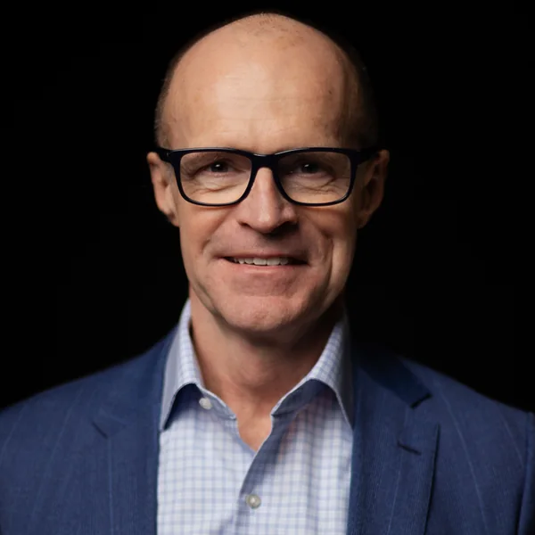 Jeffrey Poe, portrait
