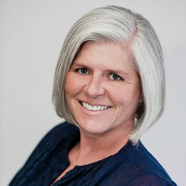 Amy Flynn, portrait