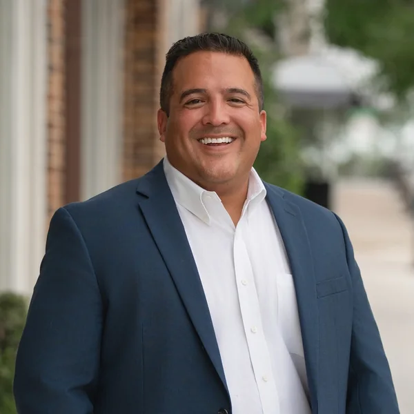 Angelo Ochoa, portrait