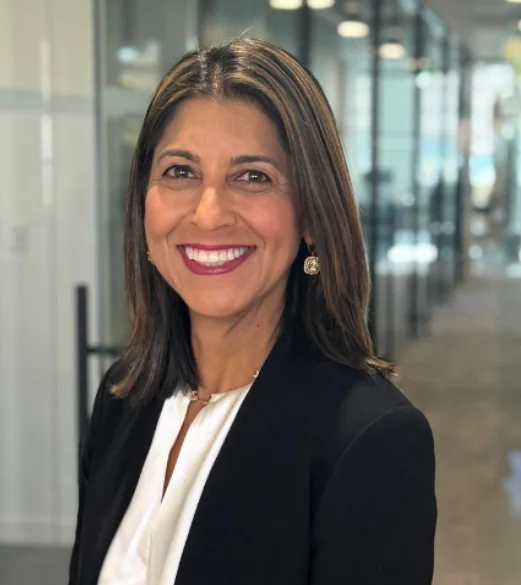 Shari Miller, portrait