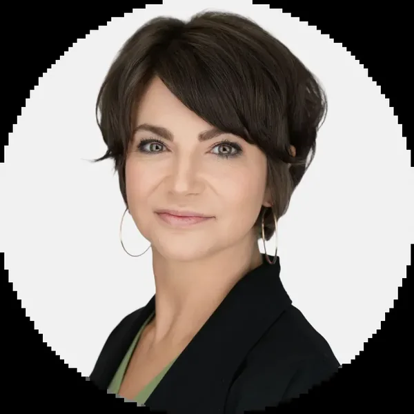 Katie Martin Hewitt, portrait