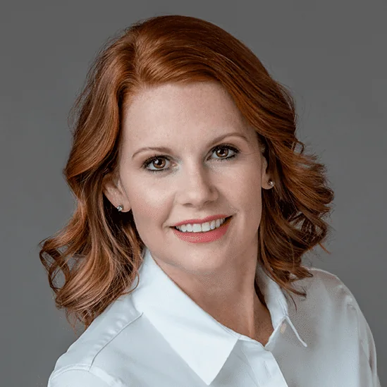 Krystal Dale, portrait