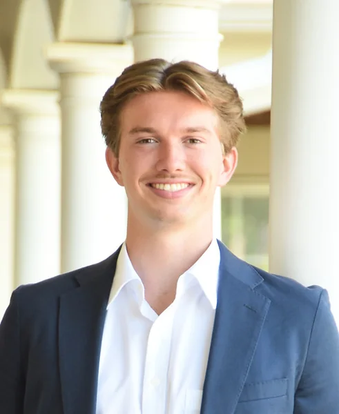 Ethan Pflug, portrait