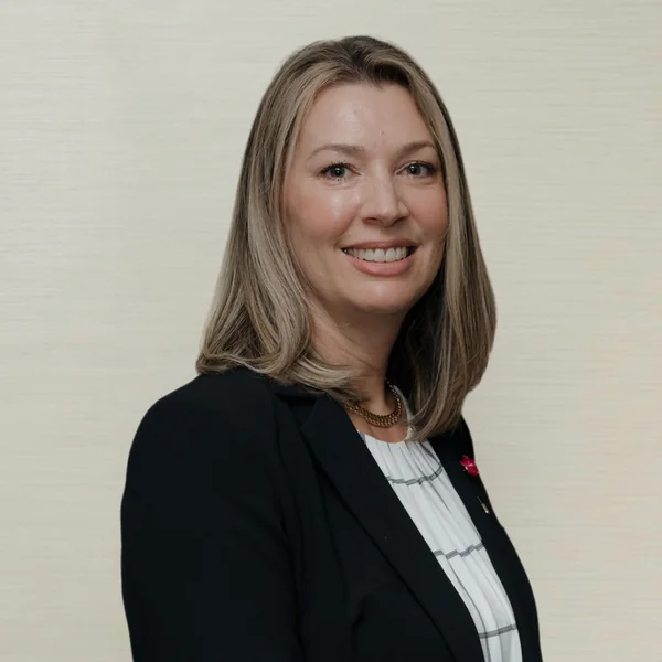 Mindy Gallina, portrait