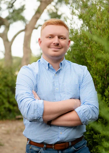 Aulden Hopper, portrait