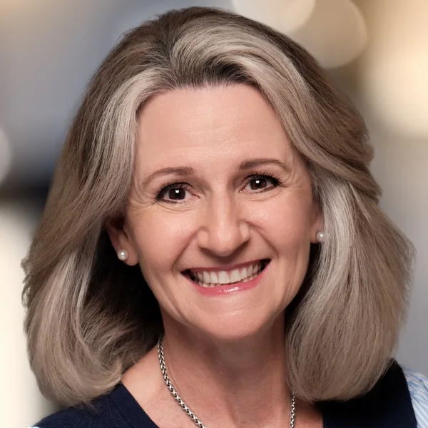 Karen DiPaolo, portrait