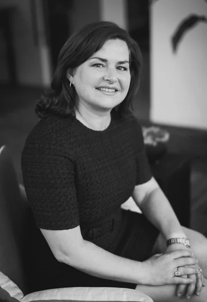 Jessica Hale, portrait