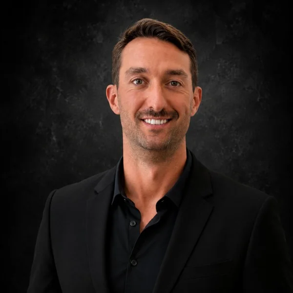 Joel Lopata, portrait