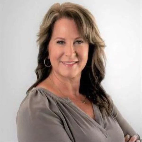 Colleen Traxler, portrait