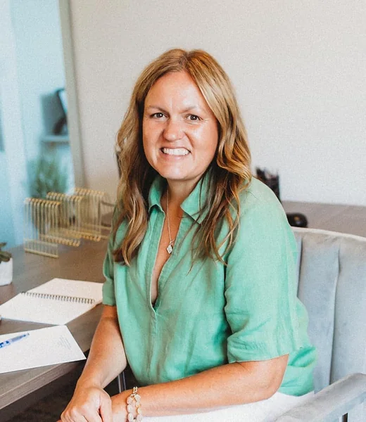 Kate Kenney, portrait