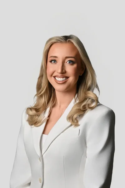 Morgan Cinader, portrait