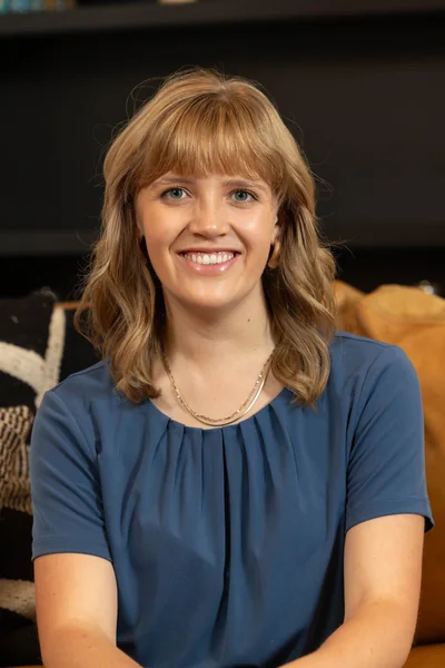 Elena Dunn, portrait