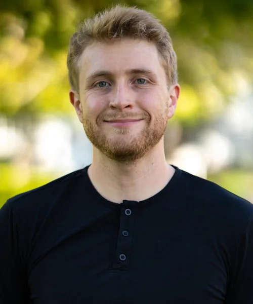 Garrett Edson, portrait