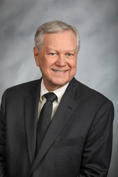 Kenneth Nesler, portrait